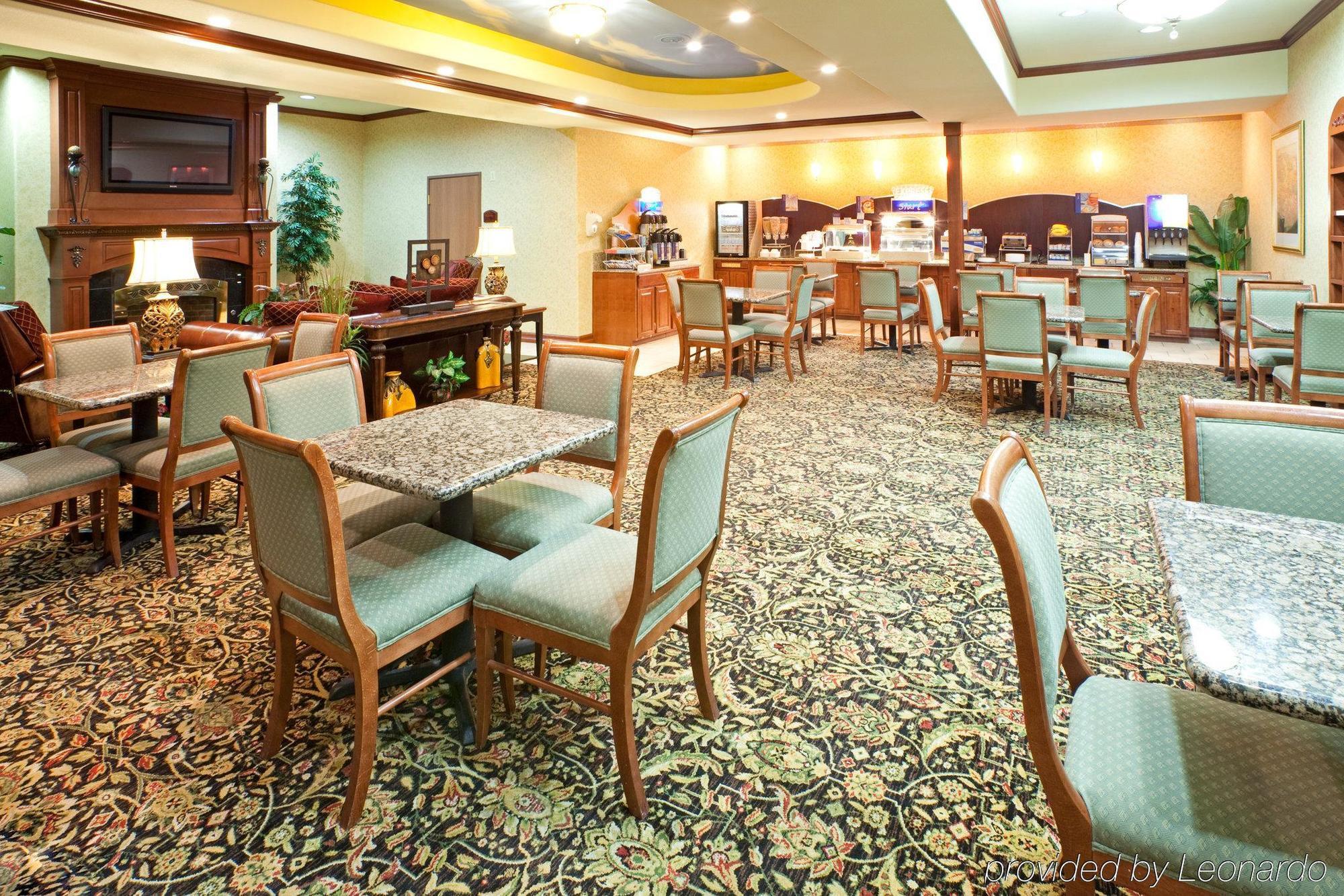 沃斯堡i-35西部中心智选假日酒店 沃思堡 餐厅 照片